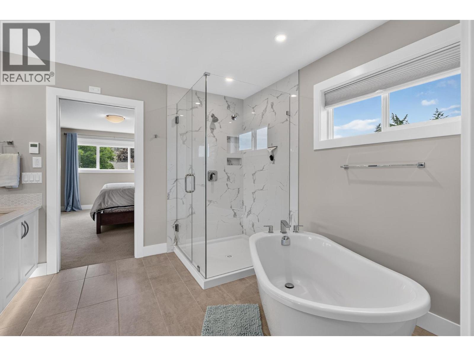 4649 Raymer Road, Kelowna, British Columbia  V1W 1J4 - Photo 27 - 10394270
