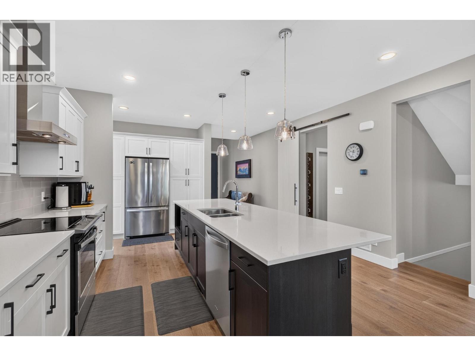 4649 Raymer Road, Kelowna, British Columbia  V1W 1J4 - Photo 7 - 10394270