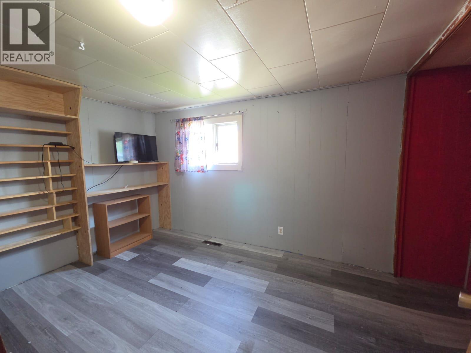 5208 47 Avenue Nw, Chetwynd, British Columbia  V0C 1J0 - Photo 15 - 10394369