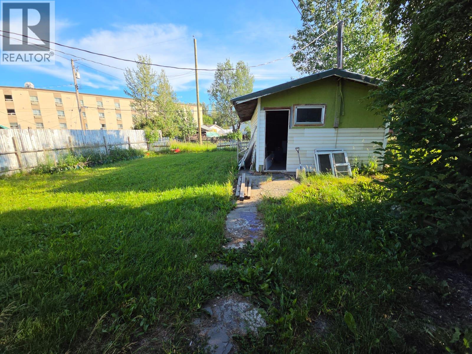 5208 47 Avenue Nw, Chetwynd, British Columbia  V0C 1J0 - Photo 27 - 10394369