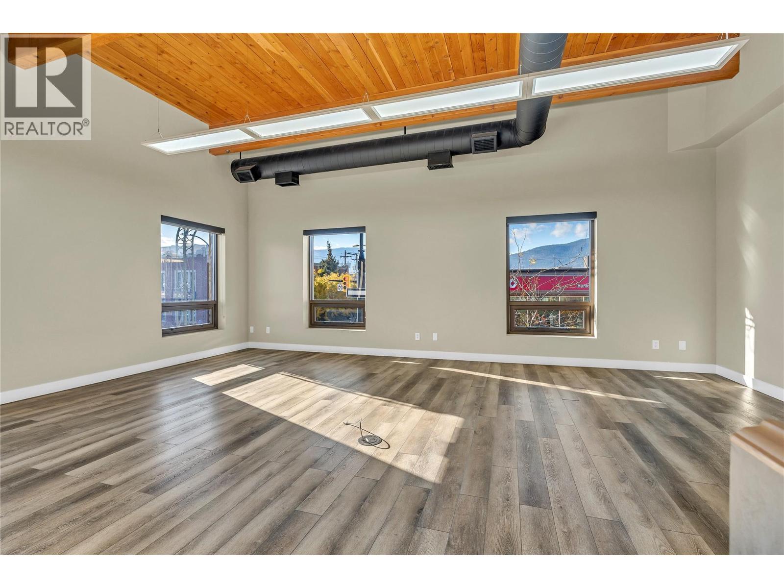 284 Main Street Unit# 210, Penticton, British Columbia  V2A 5B2 - Photo 35 - 10394372