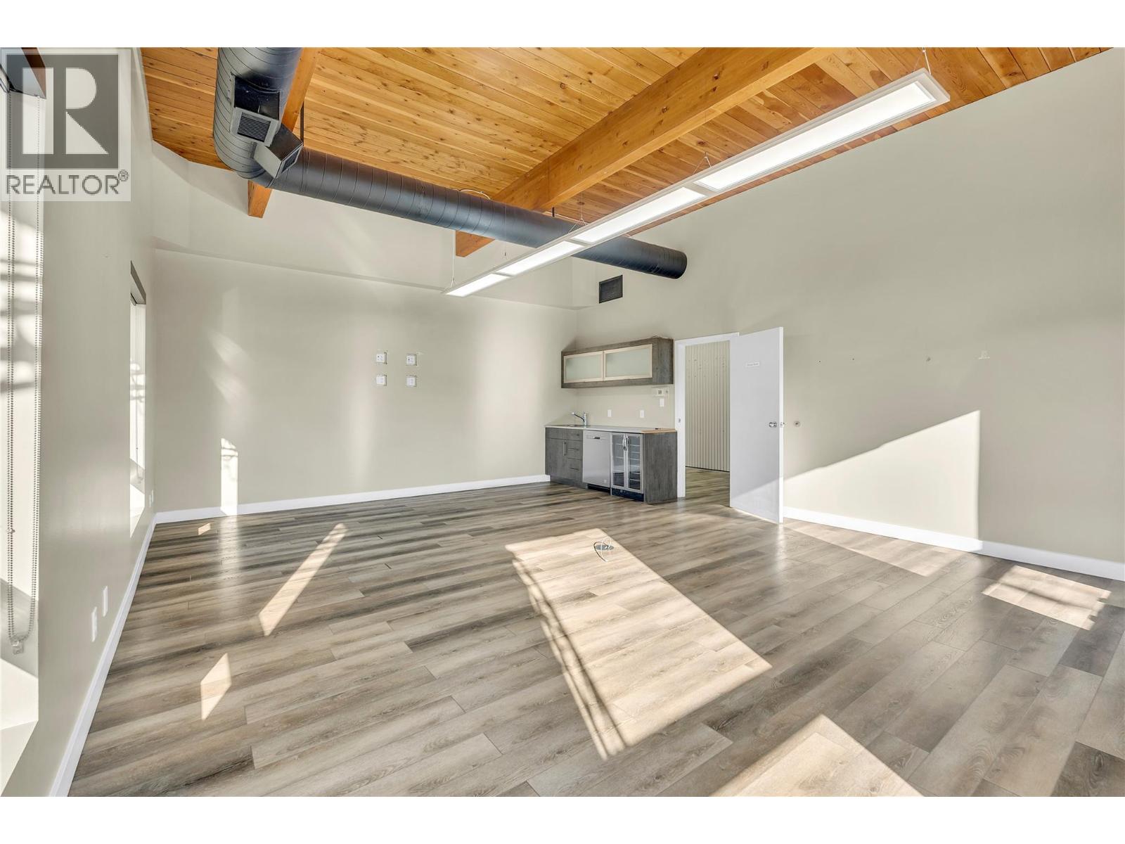 284 Main Street Unit# 210, Penticton, British Columbia  V2A 5B2 - Photo 36 - 10394372