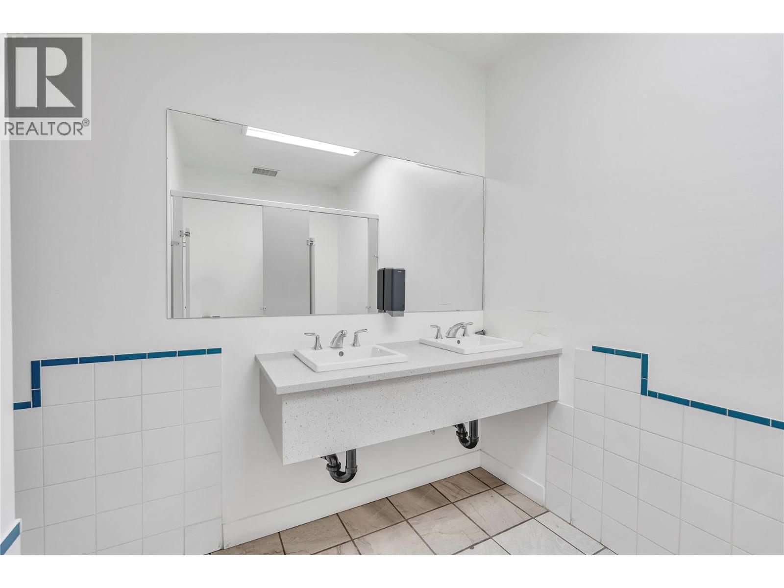 284 Main Street Unit# 210, Penticton, British Columbia  V2A 5B2 - Photo 39 - 10394372