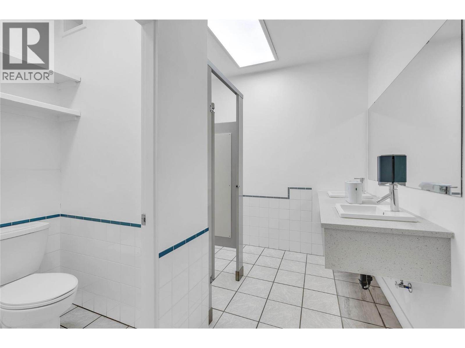 284 Main Street Unit# 210, Penticton, British Columbia  V2A 5B2 - Photo 41 - 10394372