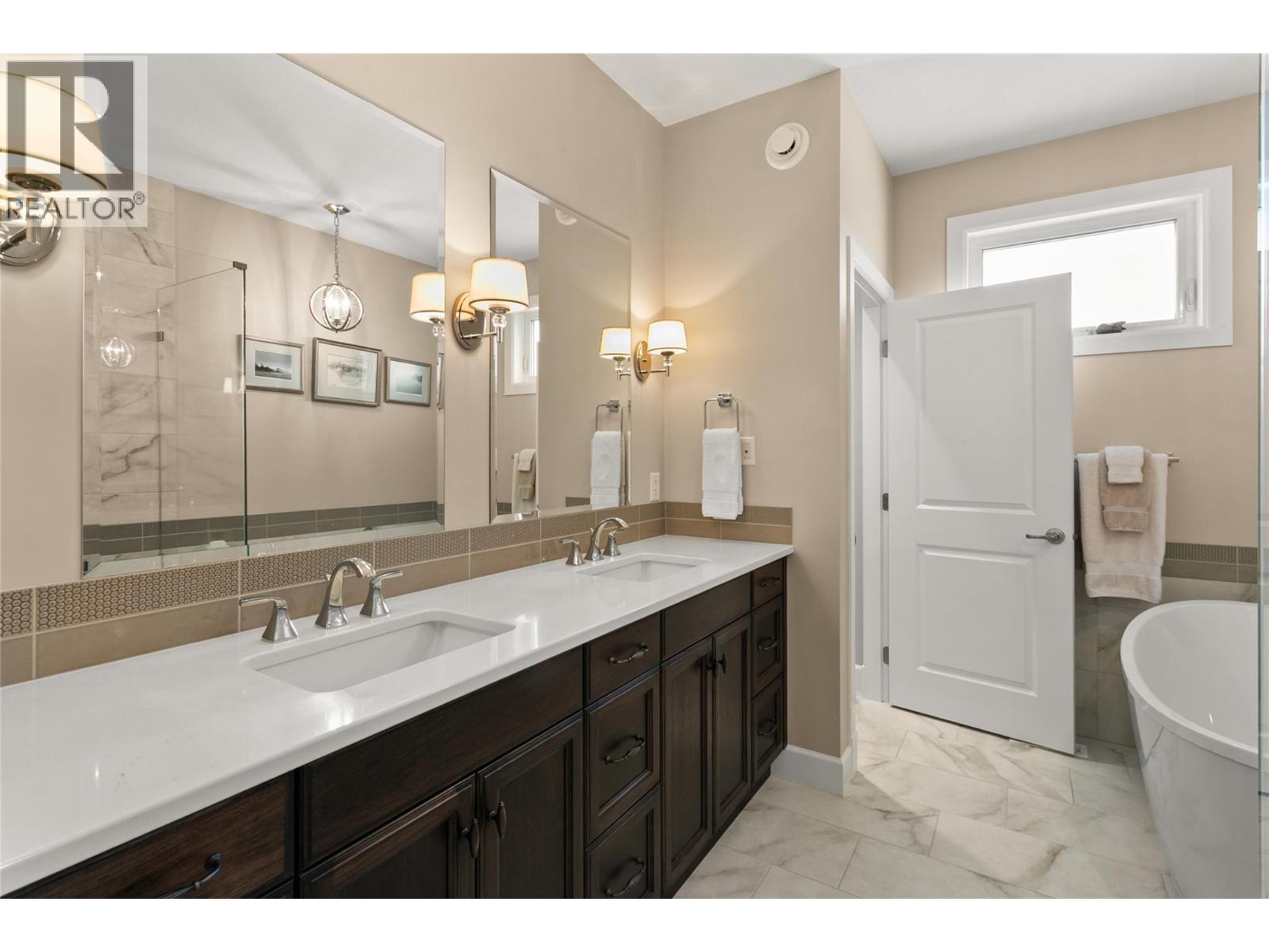 165 Summer Wood Drive, Kelowna, British Columbia  V1V 0C9 - Photo 13 - 10394175