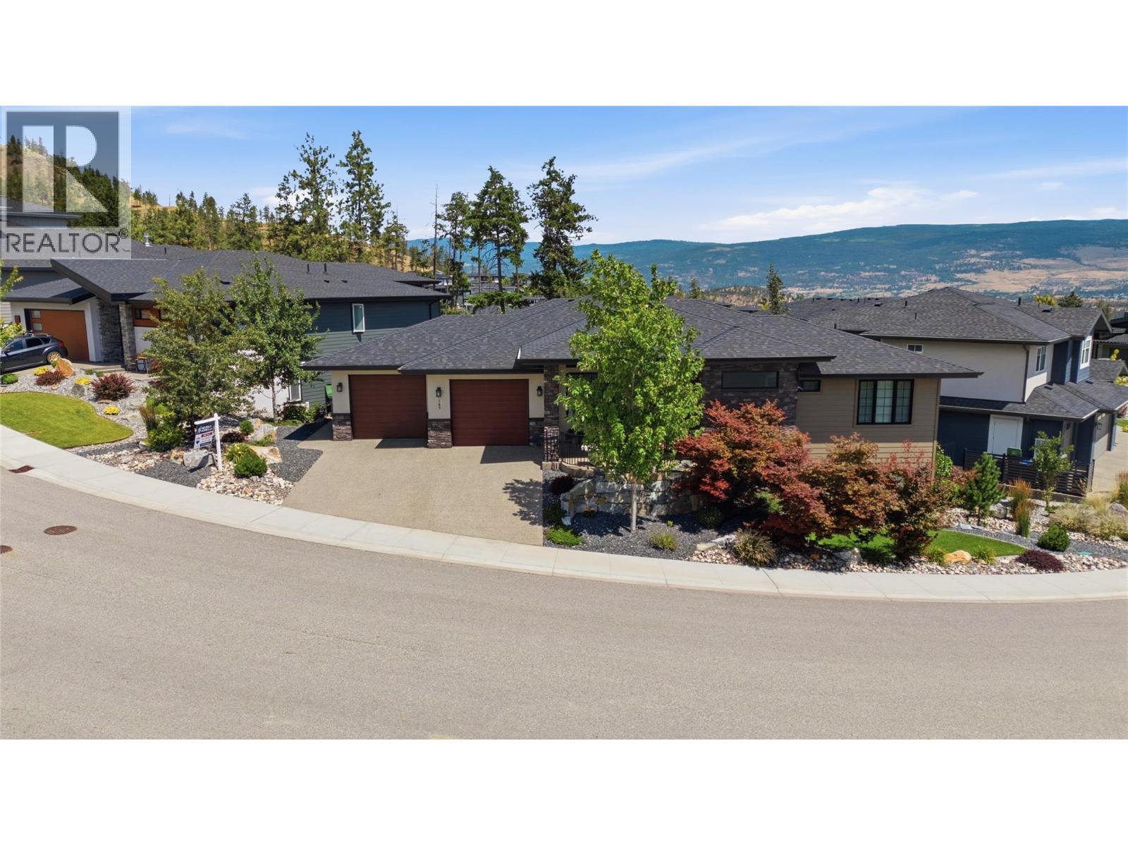 165 Summer Wood Drive, Kelowna, British Columbia  V1V 0C9 - Photo 2 - 10394175