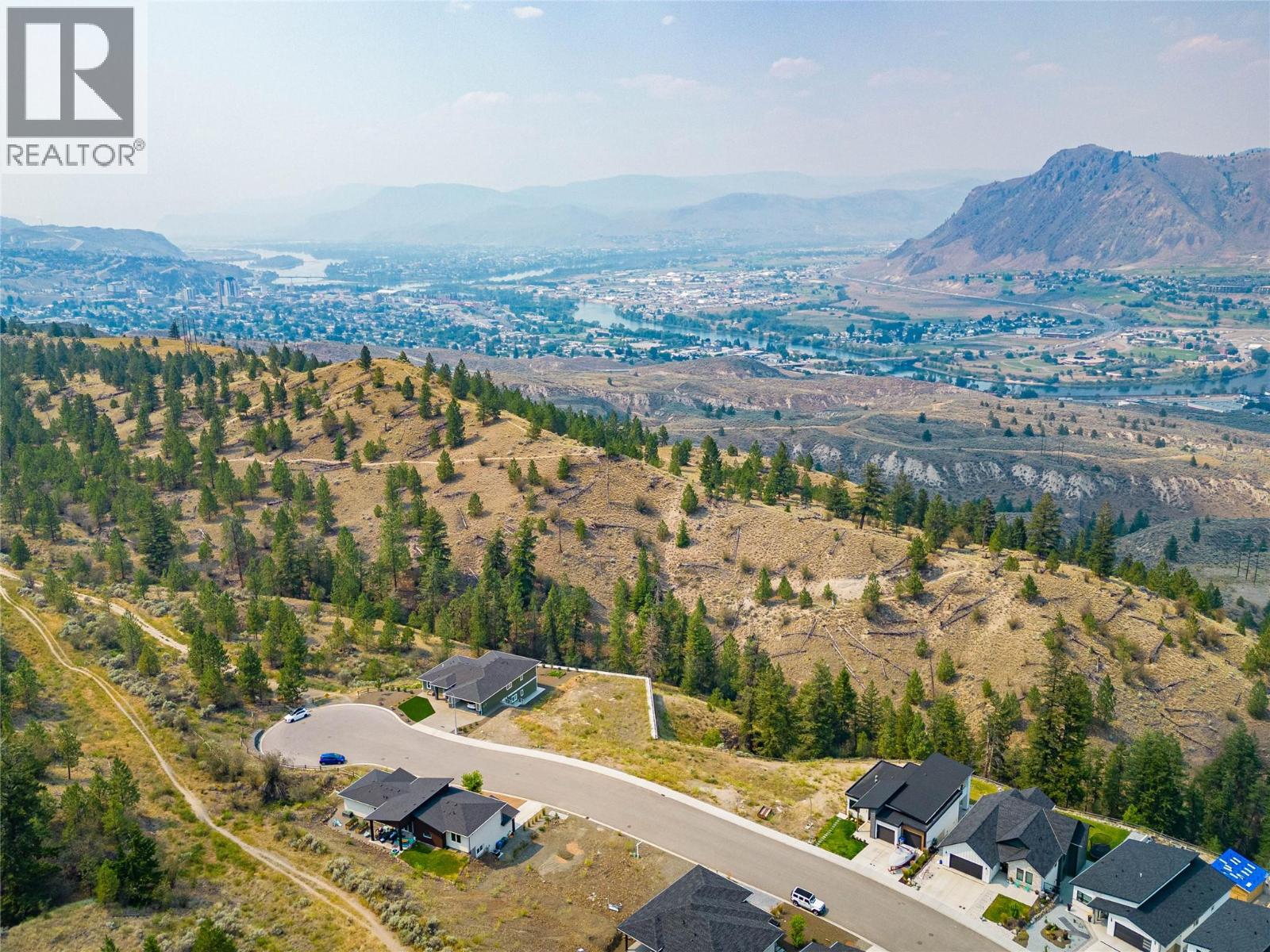 2192 Galore Crescent, Kamloops, British Columbia  V2E 0E4 - Photo 2 - 10394238