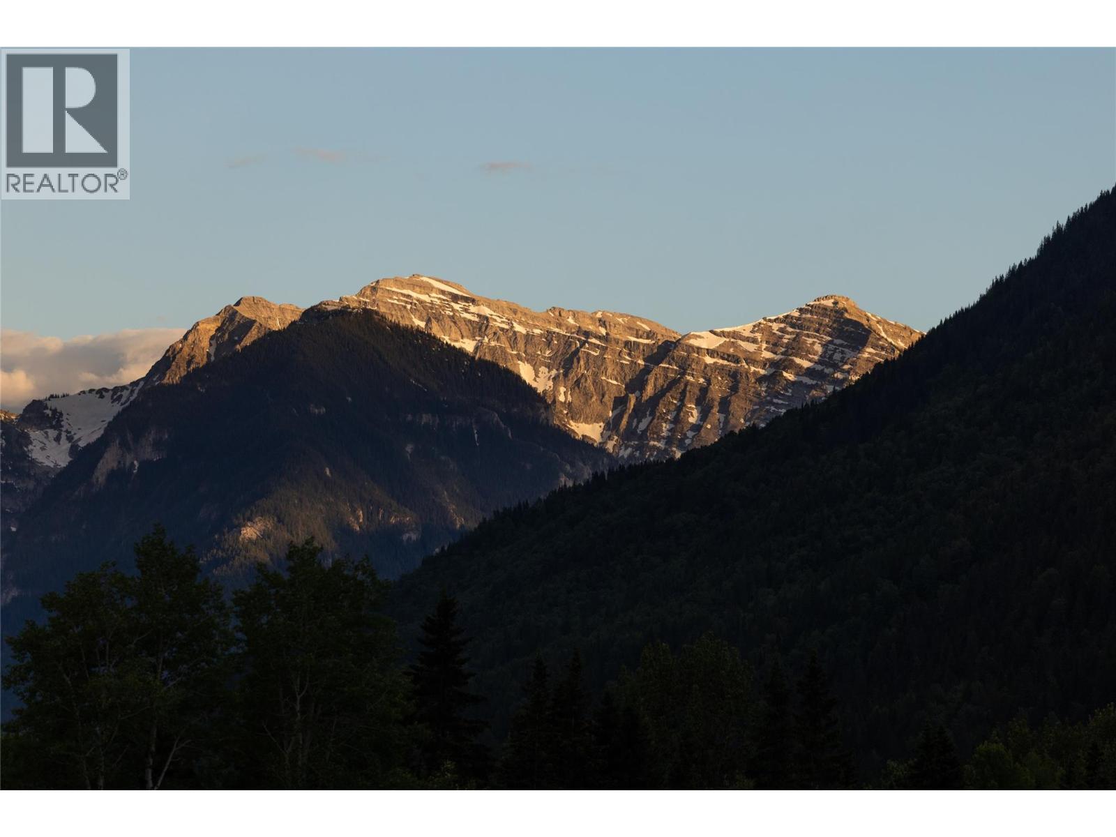 4485 Highway 3, Fernie, British Columbia  V0B 1M1 - Photo 42 - 10394193