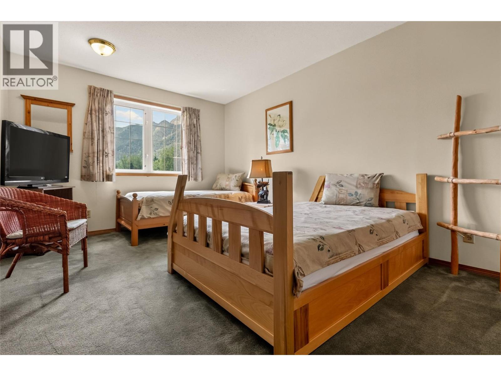 4485 Highway 3, Fernie, British Columbia  V0B 1M1 - Photo 57 - 10394193