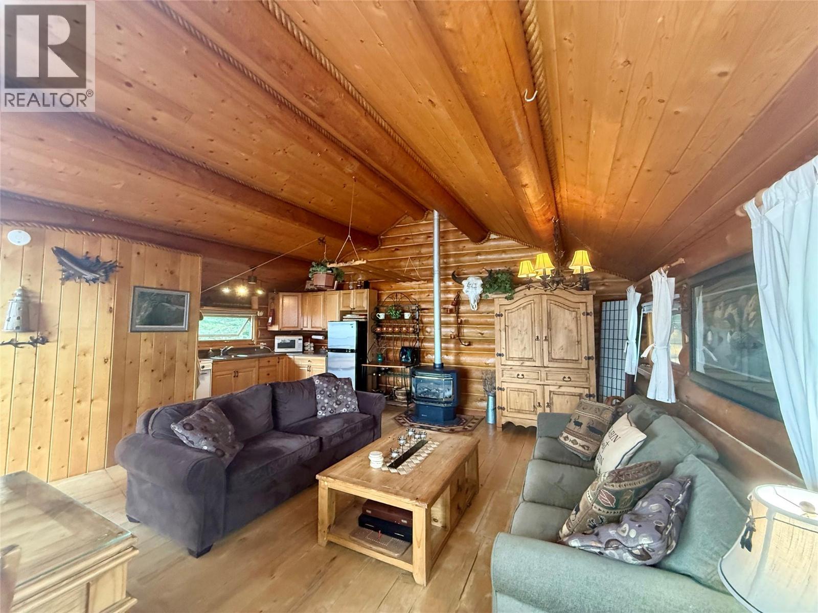 Cabin 4 Hatheume Lake Road, Peachland, British Columbia  V1V 1V1 - Photo 10 - 10392217