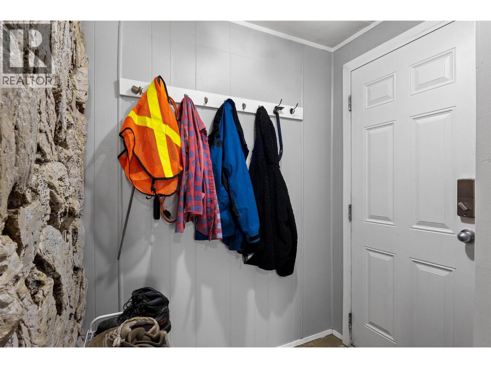 1175 Rose Hill Road Unit# 80, Kamloops, British Columbia  V2E 1G9 - Photo 4 - 10394420