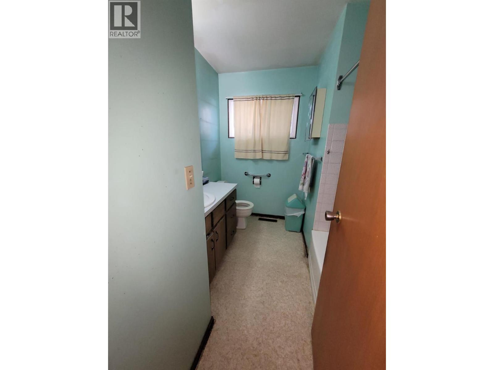 760 Cadder Avenue, Kelowna, British Columbia  V1Y 5N6 - Photo 8 - 10393914