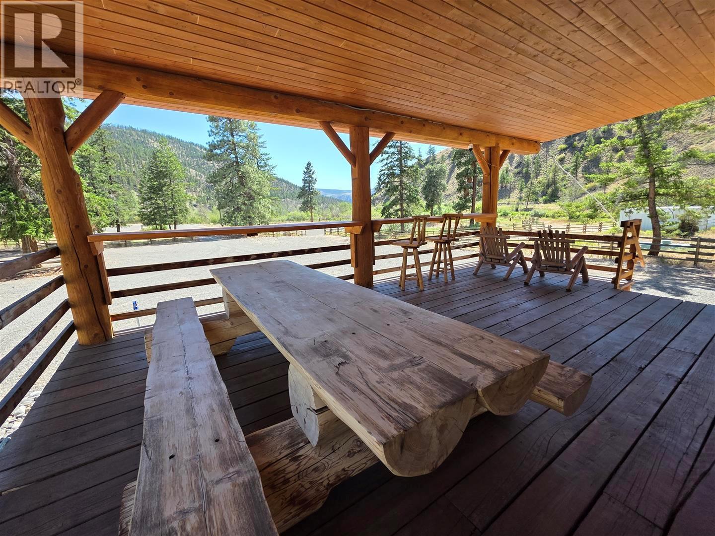 801 Loon Lake Road, Clinton, British Columbia  V0K 1H1 - Photo 2 - 10394429