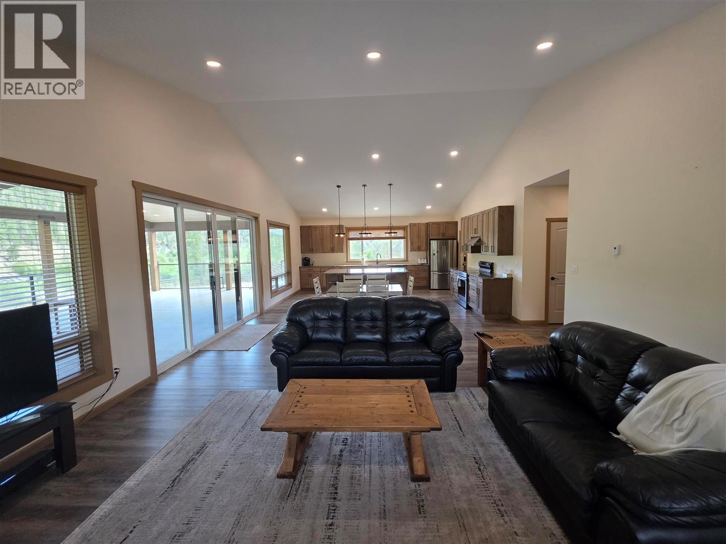 801 Loon Lake Road, Clinton, British Columbia  V0K 1H1 - Photo 23 - 10394429