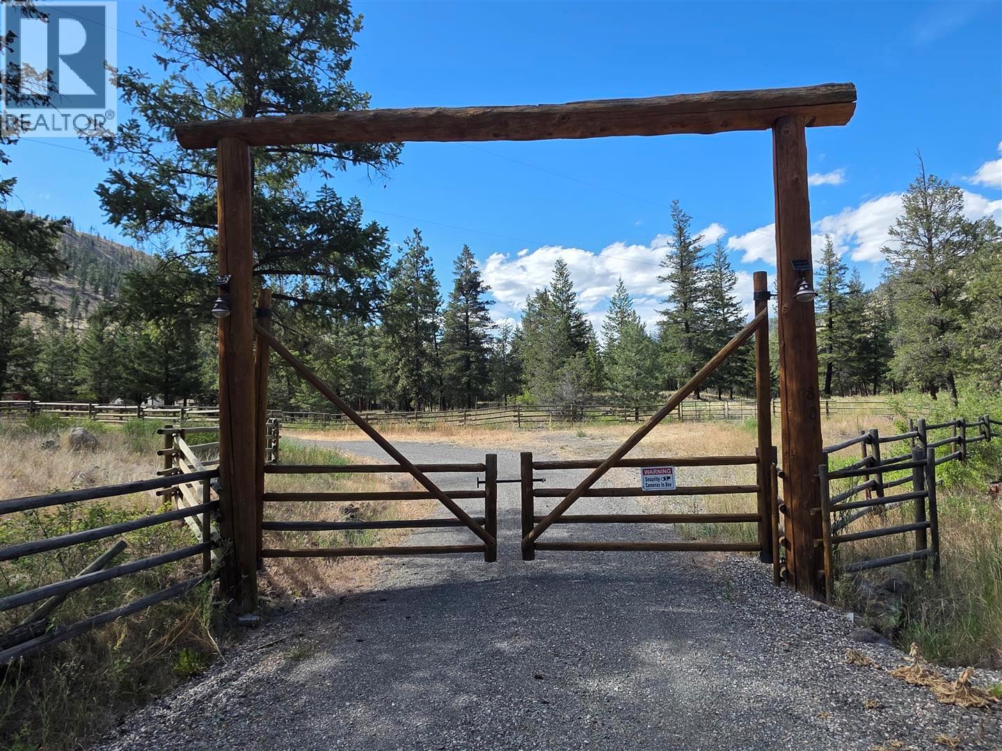 801 Loon Lake Road, Clinton, British Columbia  V0K 1H1 - Photo 29 - 10394429