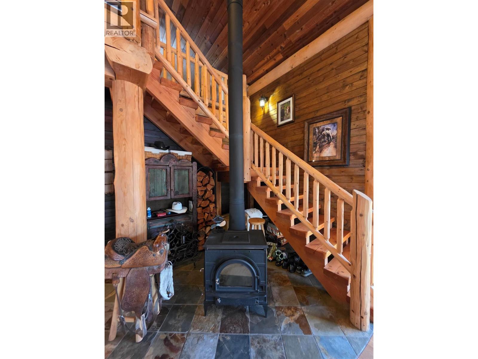 801 Loon Lake Road, Clinton, British Columbia  V0K 1H1 - Photo 8 - 10394429
