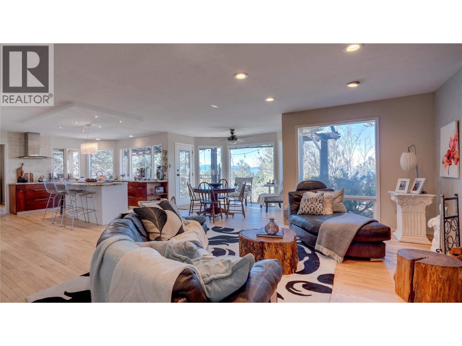 5775 Deadpine Drive, Kelowna, British Columbia  V1P 1A3 - Photo 24 - 10394427