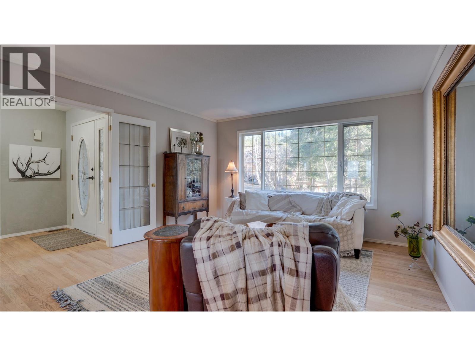 5775 Deadpine Drive, Kelowna, British Columbia  V1P 1A3 - Photo 32 - 10394427