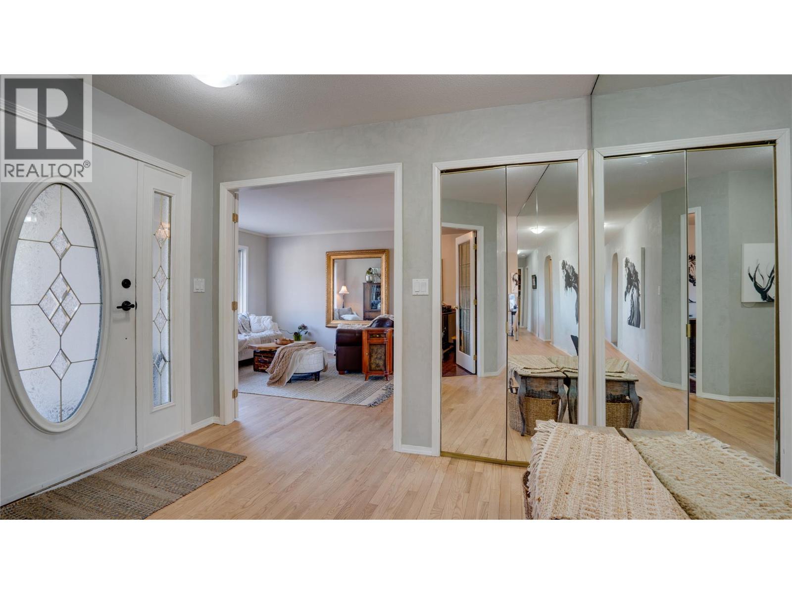 5775 Deadpine Drive, Kelowna, British Columbia  V1P 1A3 - Photo 36 - 10394427