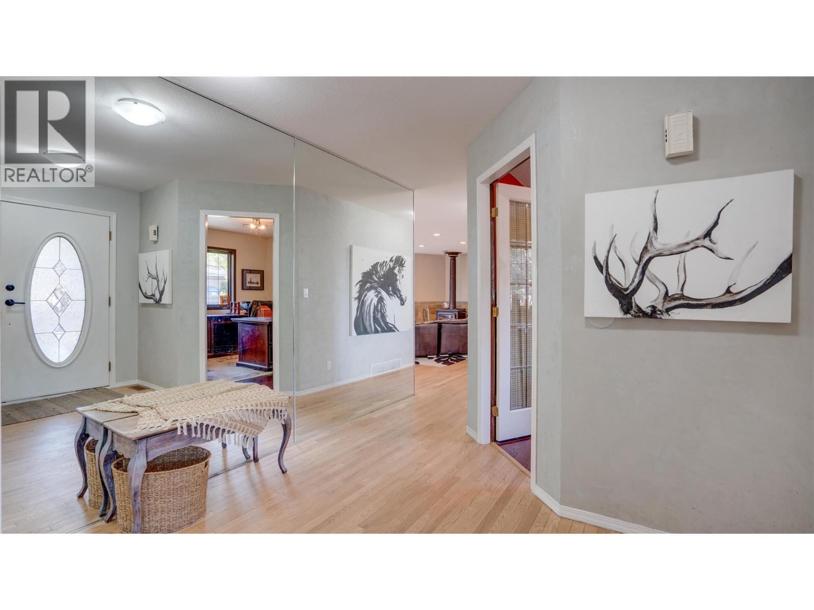 5775 Deadpine Drive, Kelowna, British Columbia  V1P 1A3 - Photo 37 - 10394427