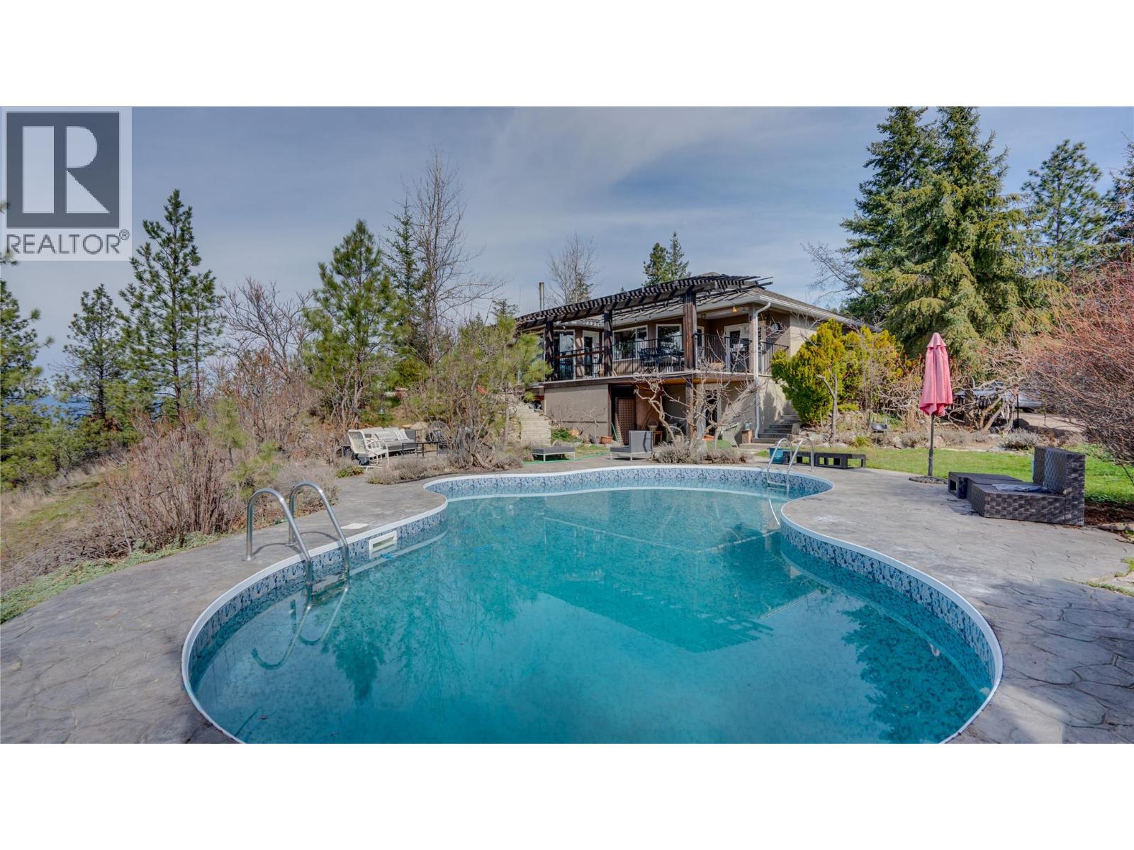 5775 Deadpine Drive, Kelowna, British Columbia  V1P 1A3 - Photo 4 - 10394427