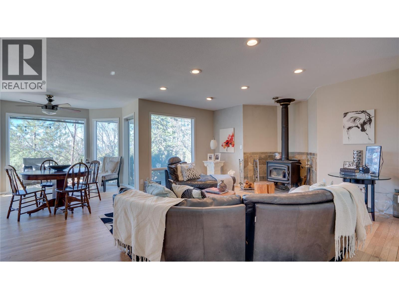 5775 Deadpine Drive, Kelowna, British Columbia  V1P 1A3 - Photo 41 - 10394427