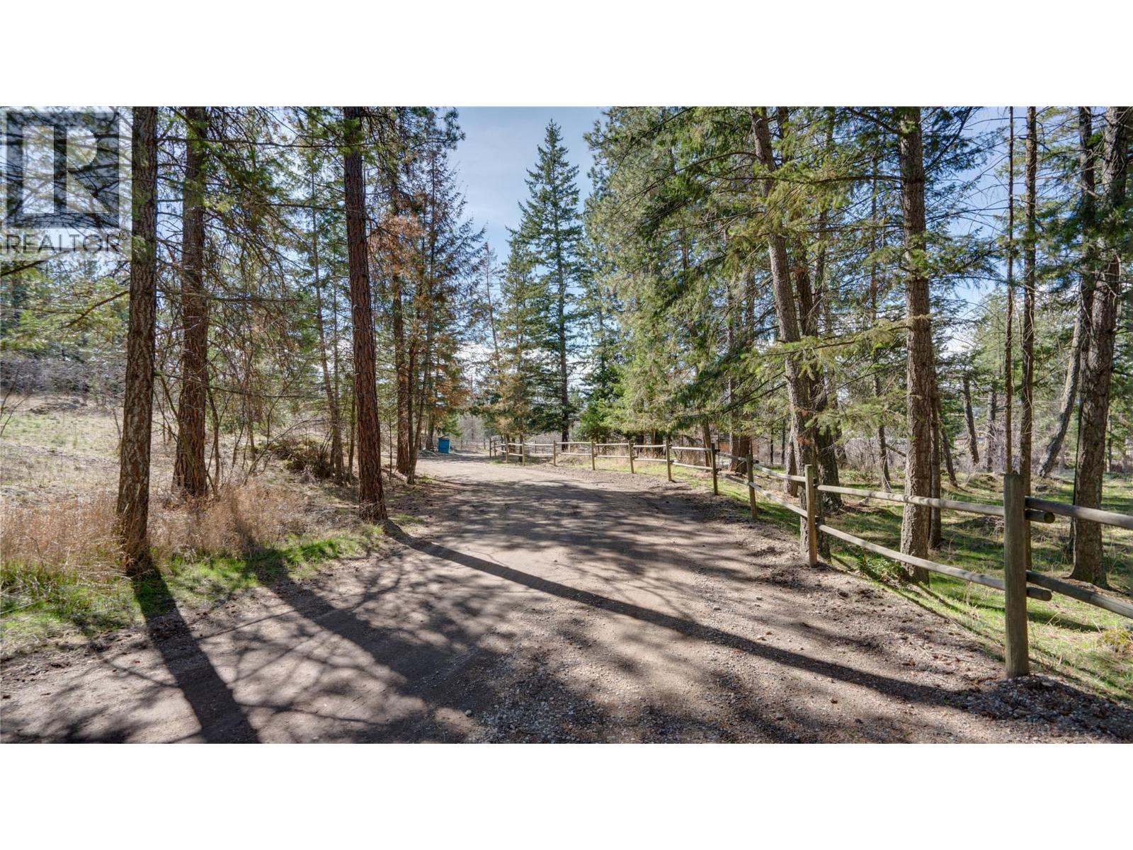 5775 Deadpine Drive, Kelowna, British Columbia  V1P 1A3 - Photo 72 - 10394427