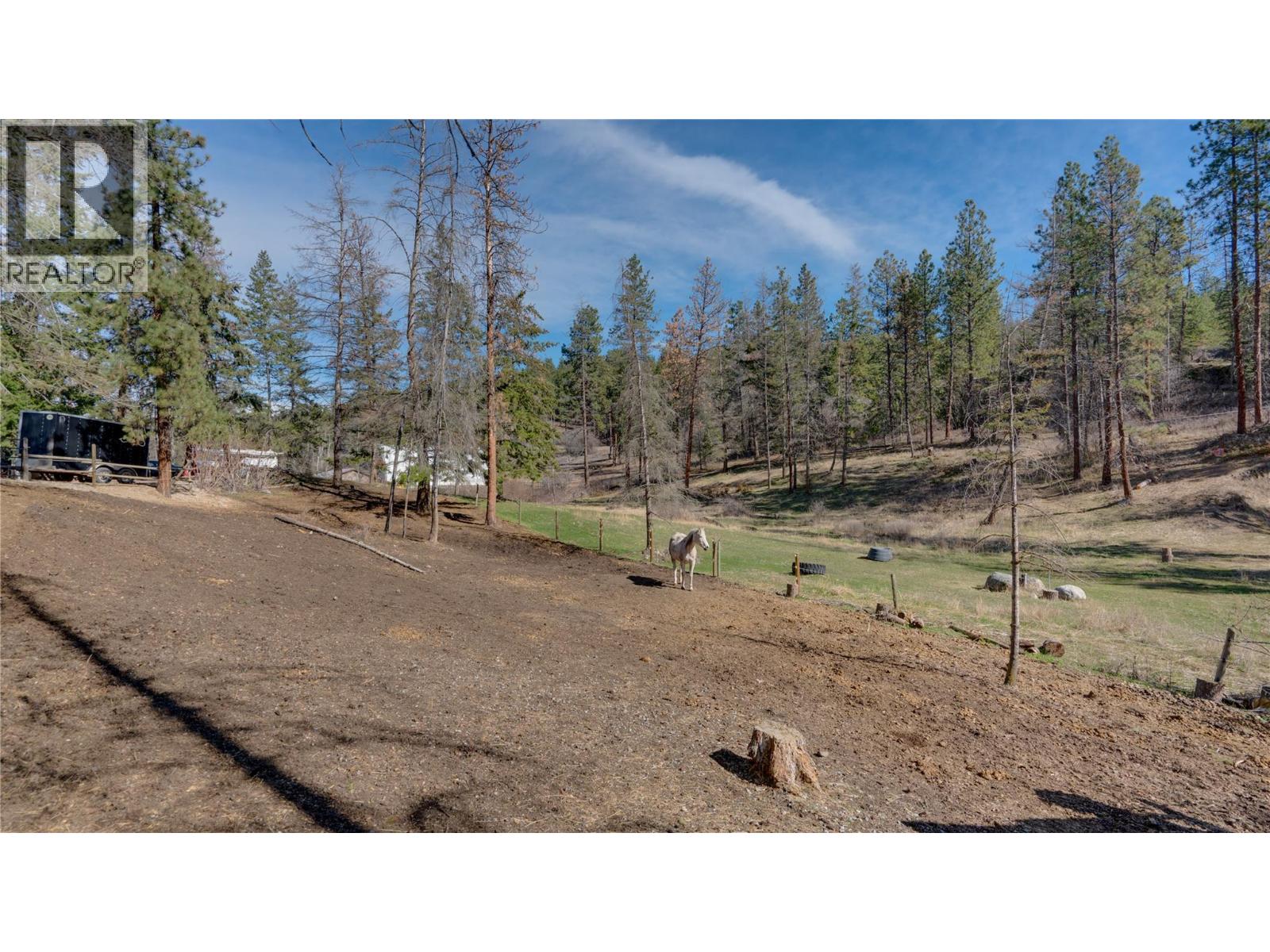 5775 Deadpine Drive, Kelowna, British Columbia  V1P 1A3 - Photo 12 - 10394353