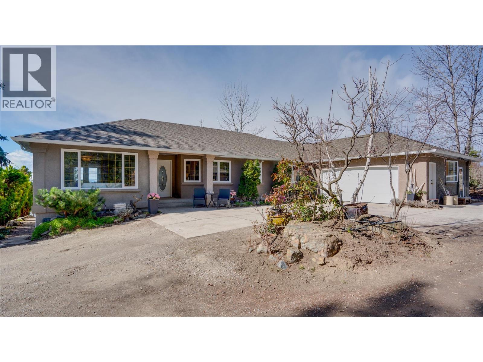 5775 Deadpine Drive, Kelowna, British Columbia  V1P 1A3 - Photo 3 - 10394353