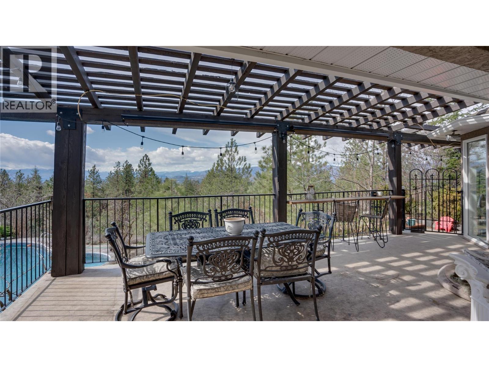 5775 Deadpine Drive, Kelowna, British Columbia  V1P 1A3 - Photo 67 - 10394353