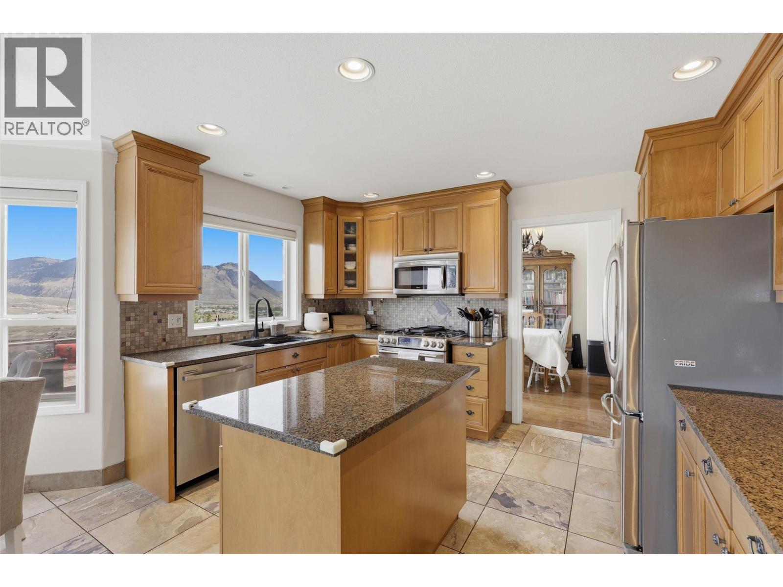 907 Quail Drive, Kamloops, British Columbia  V2B 8N9 - Photo 12 - 10394367