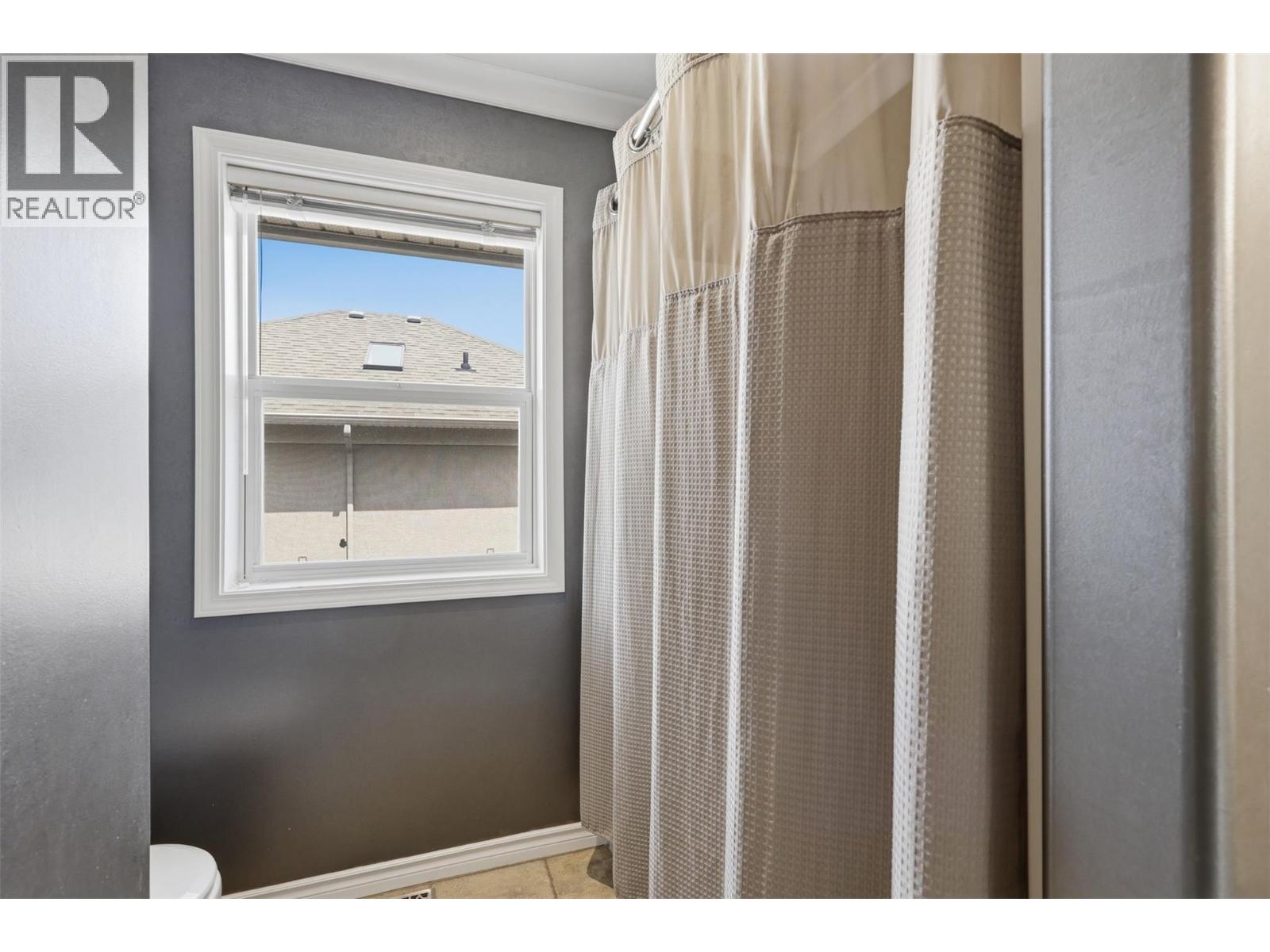 907 Quail Drive, Kamloops, British Columbia  V2B 8N9 - Photo 38 - 10394367