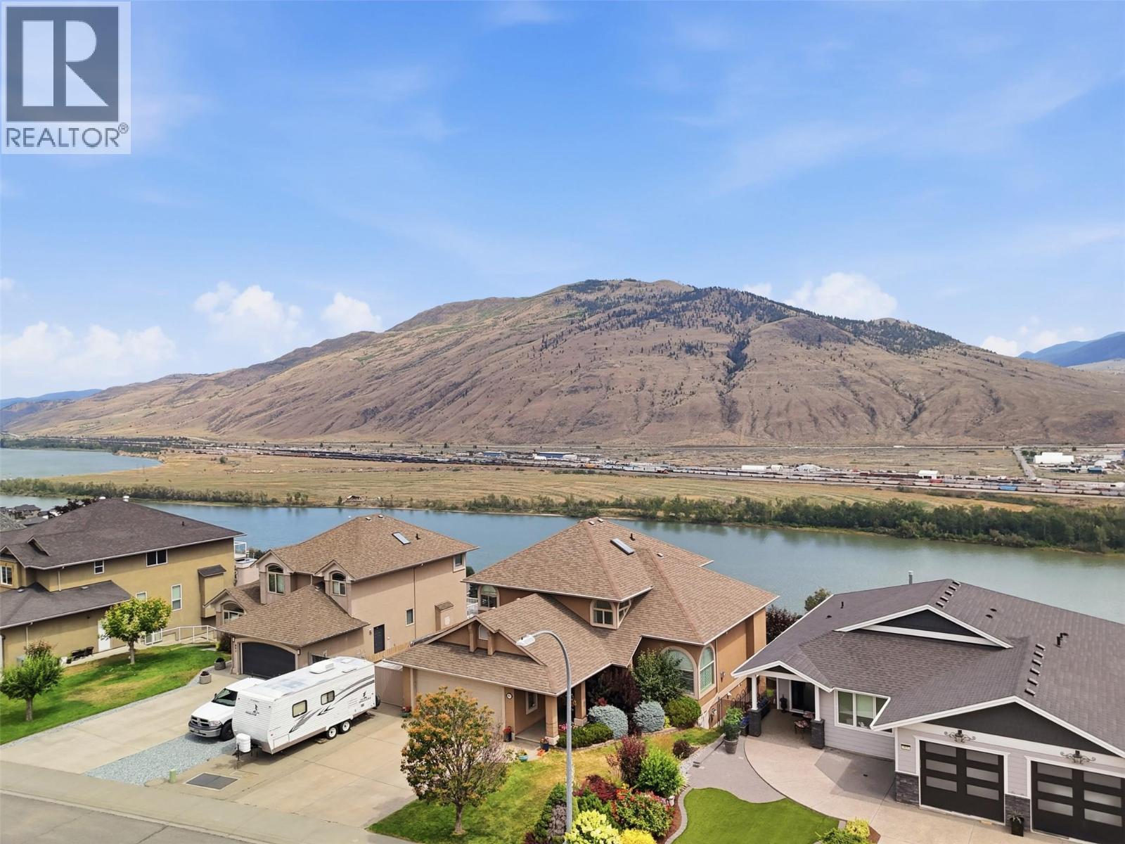 907 Quail Drive, Kamloops, British Columbia  V2B 8N9 - Photo 4 - 10394367