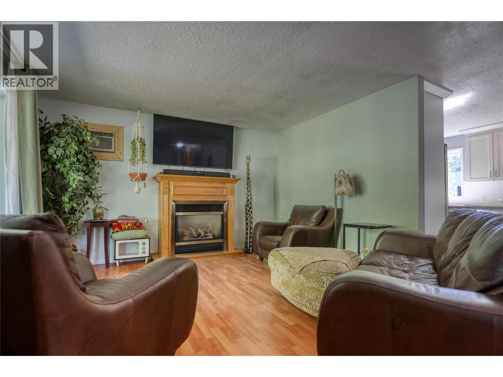 1520 3b Highway, Fruitvale, British Columbia  V0G 1L1 - Photo 16 - 10394022