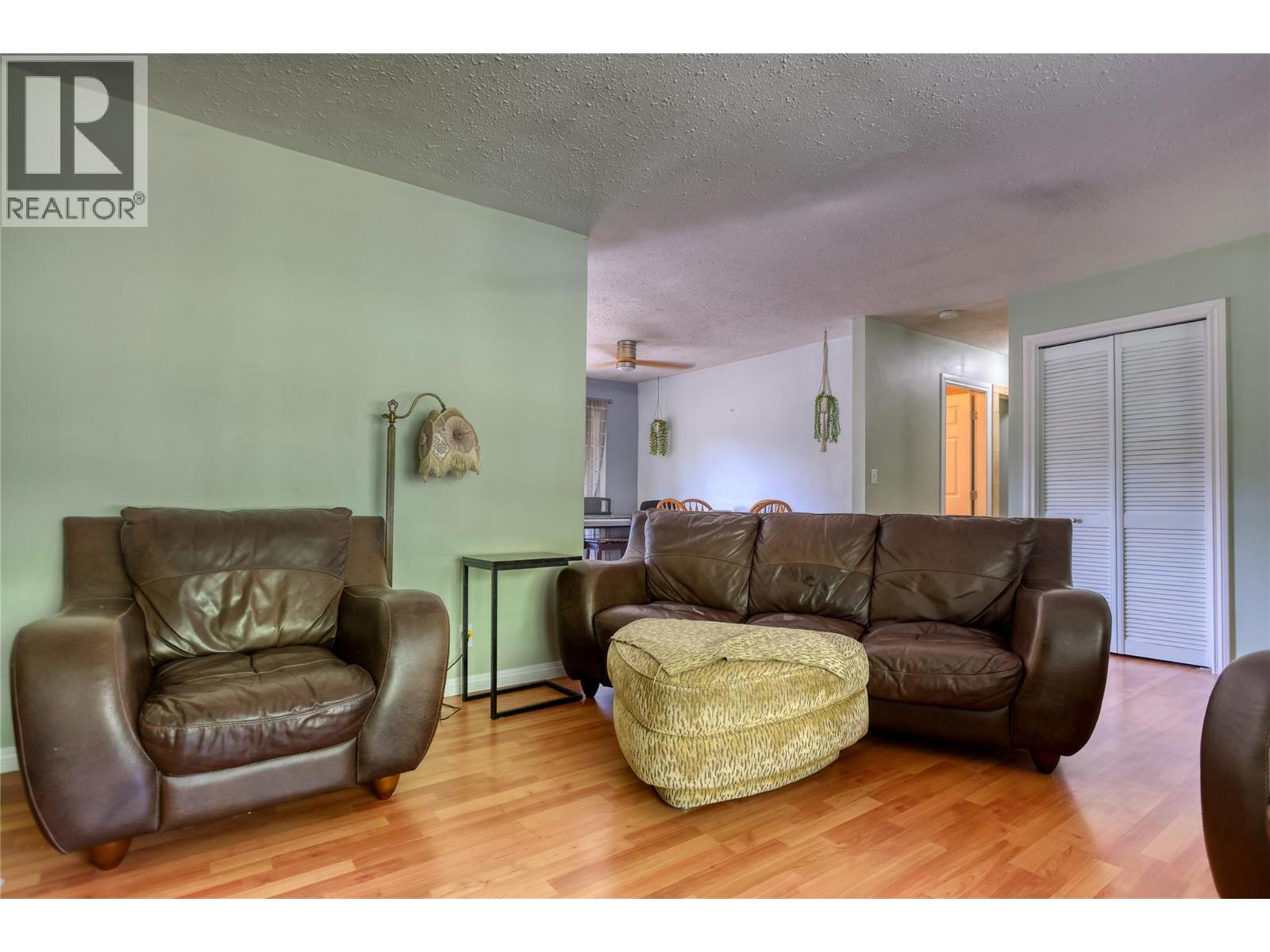 1520 3b Highway, Fruitvale, British Columbia  V0G 1L1 - Photo 18 - 10394022