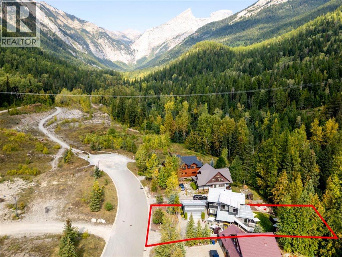 470 Canyon Trail, Fernie, British Columbia  V0B 1M5 - Photo 85 - 10394373