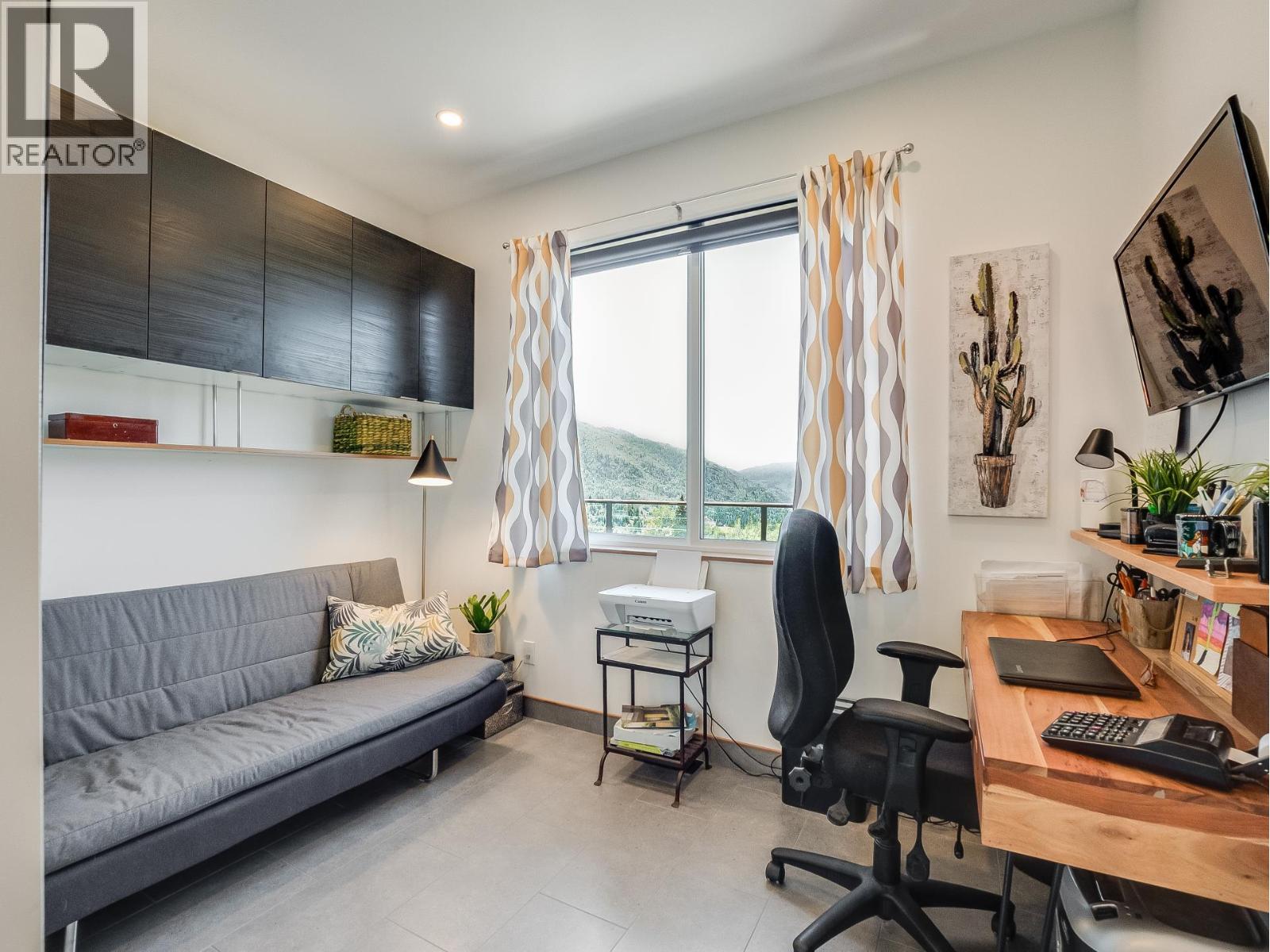 160 10th Avenue, Montrose, British Columbia  V0G 1P0 - Photo 49 - 10394364