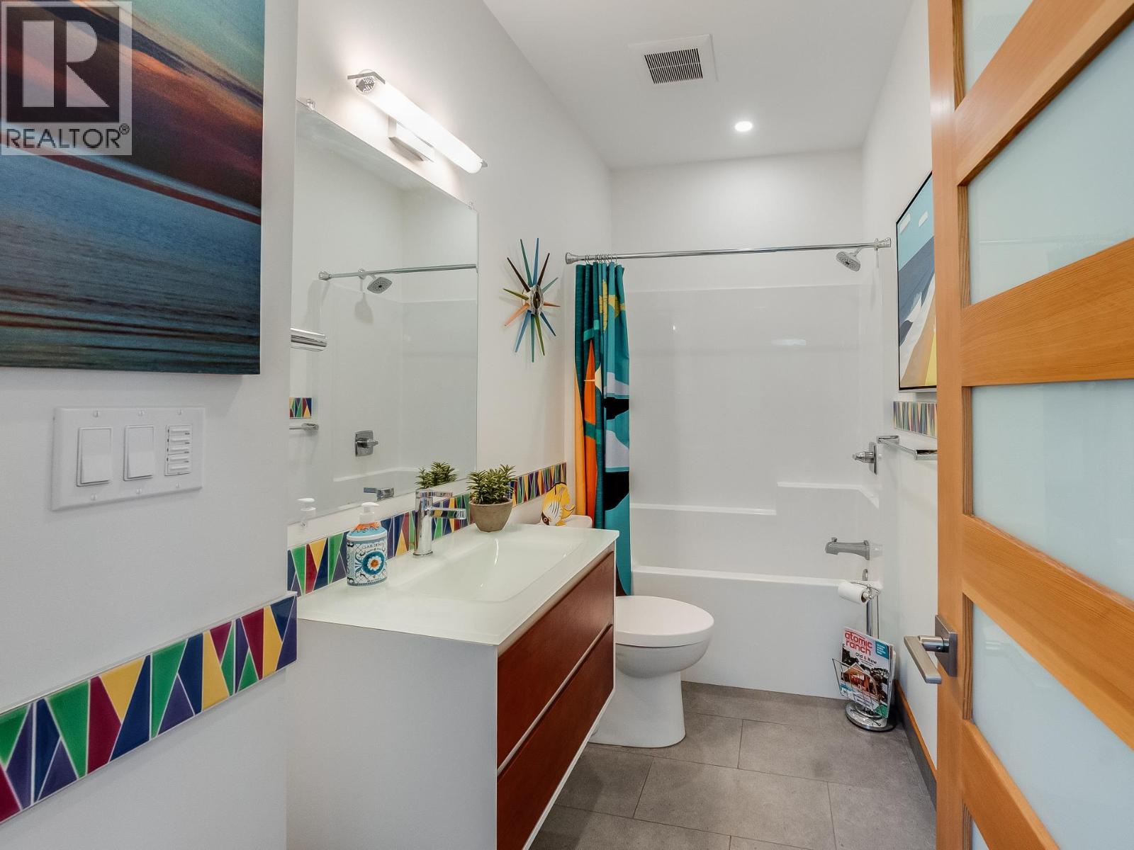 160 10th Avenue, Montrose, British Columbia  V0G 1P0 - Photo 56 - 10394364