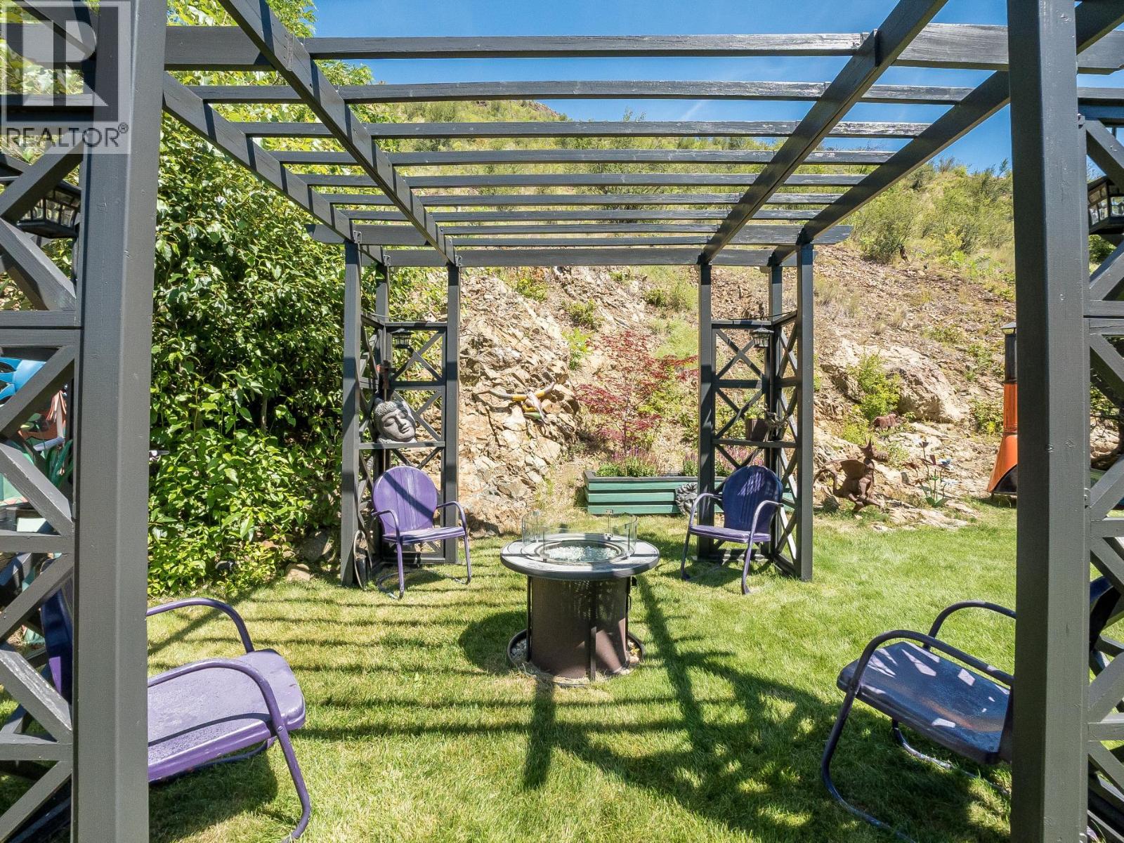 160 10th Avenue, Montrose, British Columbia  V0G 1P0 - Photo 68 - 10394364
