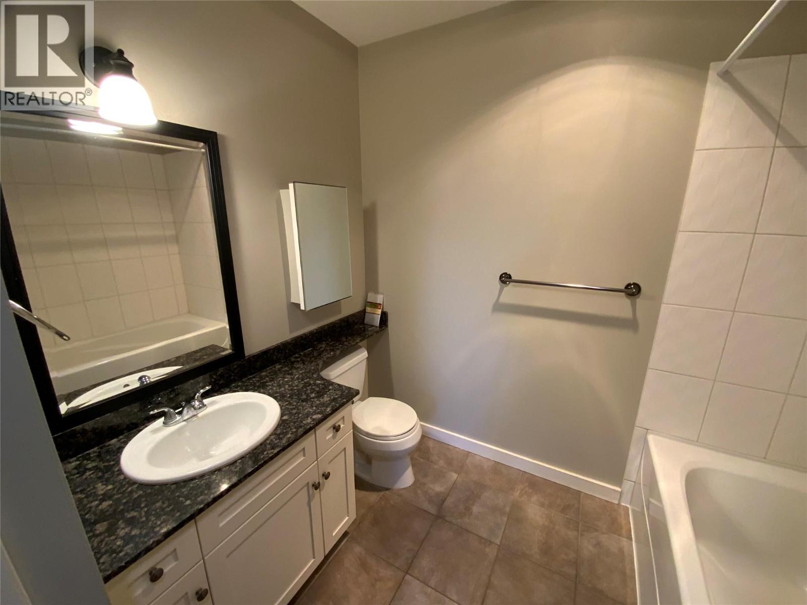 3301 Skaha Lake Road Unit# 101, Penticton, British Columbia  V2A 6G6 - Photo 7 - 10394490