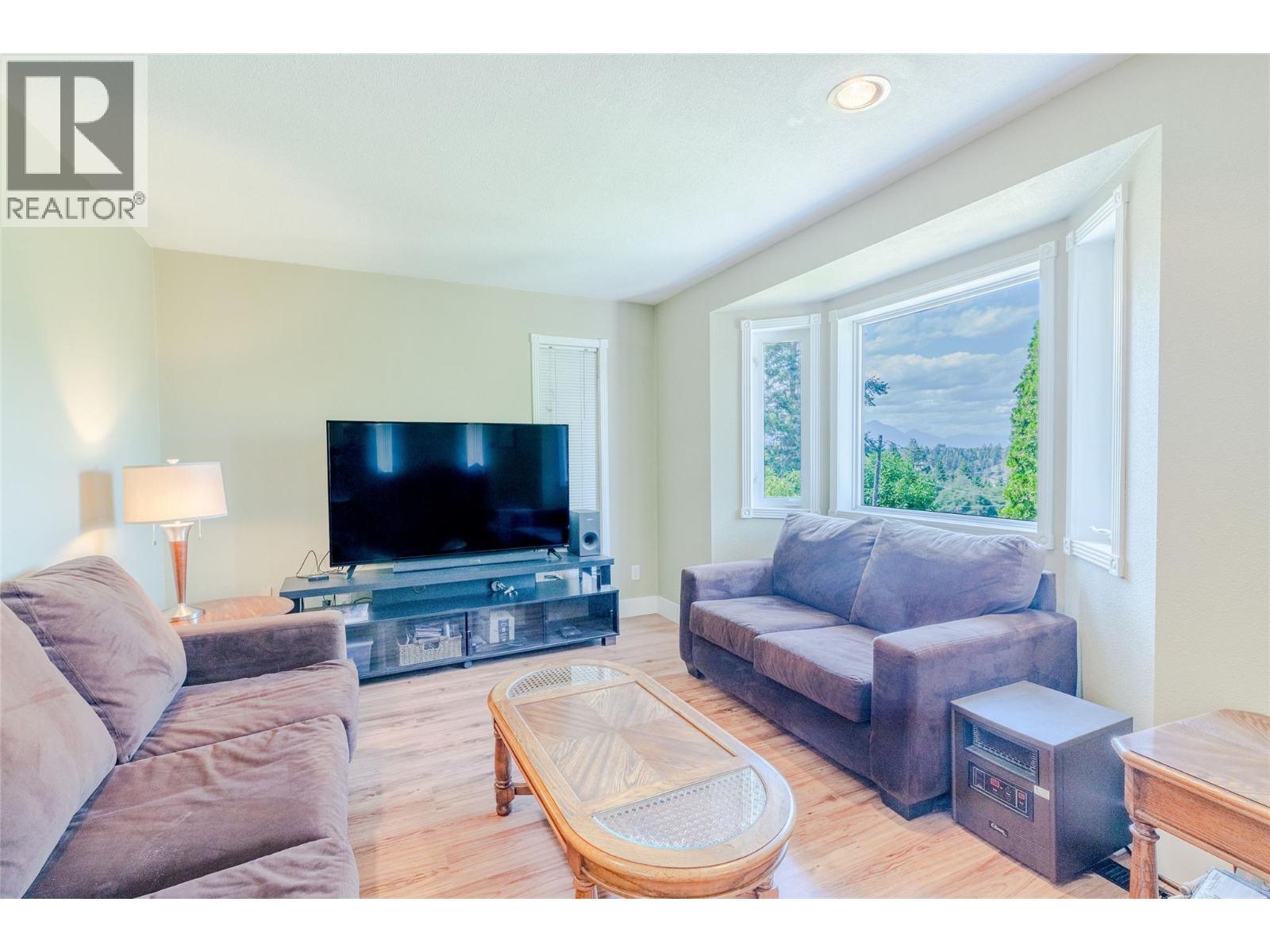 2471 38th Street, Creston, British Columbia  V0B 1G2 - Photo 14 - 10394028