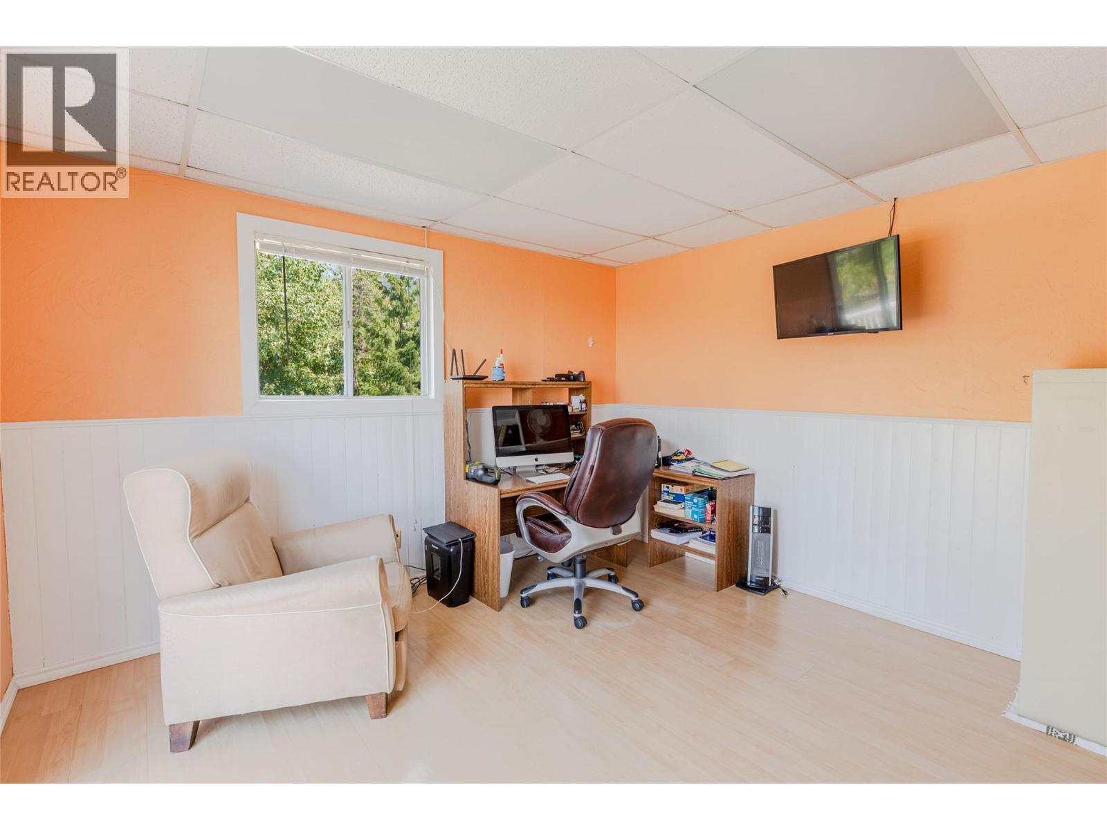 2471 38th Street, Creston, British Columbia  V0B 1G2 - Photo 19 - 10394028