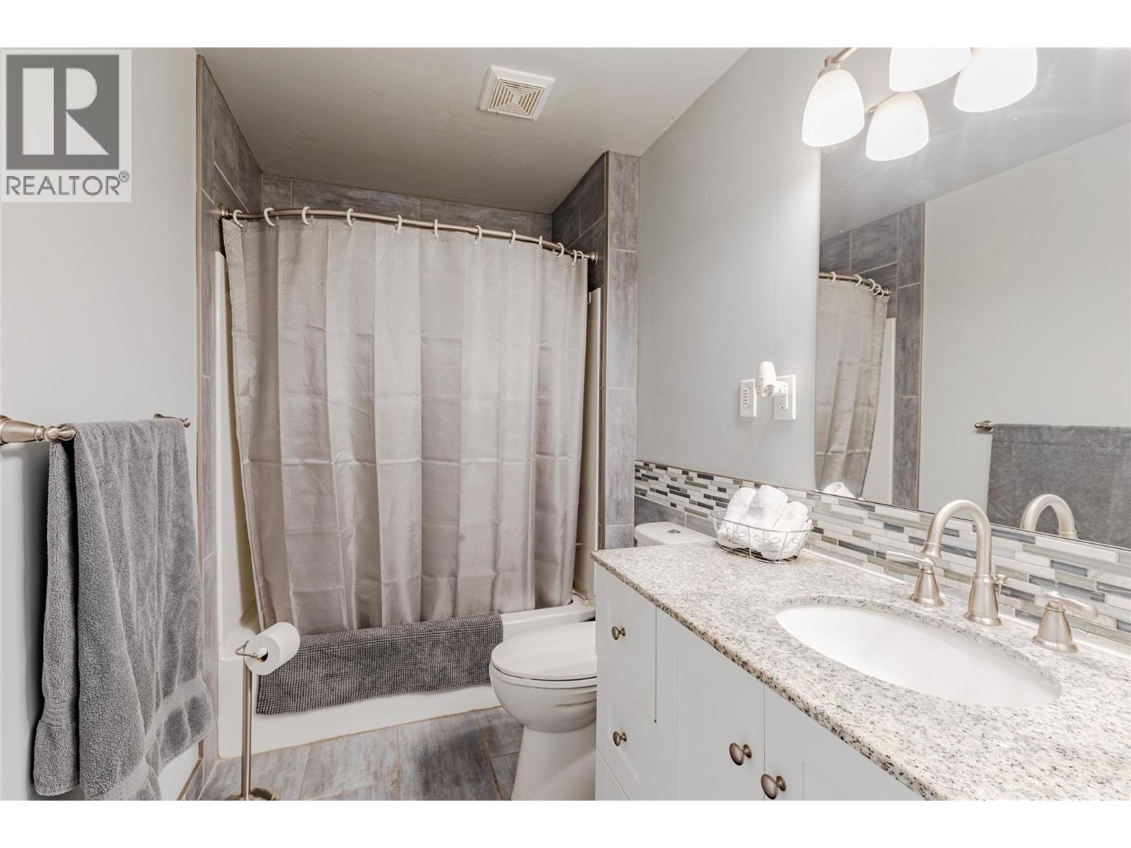 2471 38th Street, Creston, British Columbia  V0B 1G2 - Photo 28 - 10394028