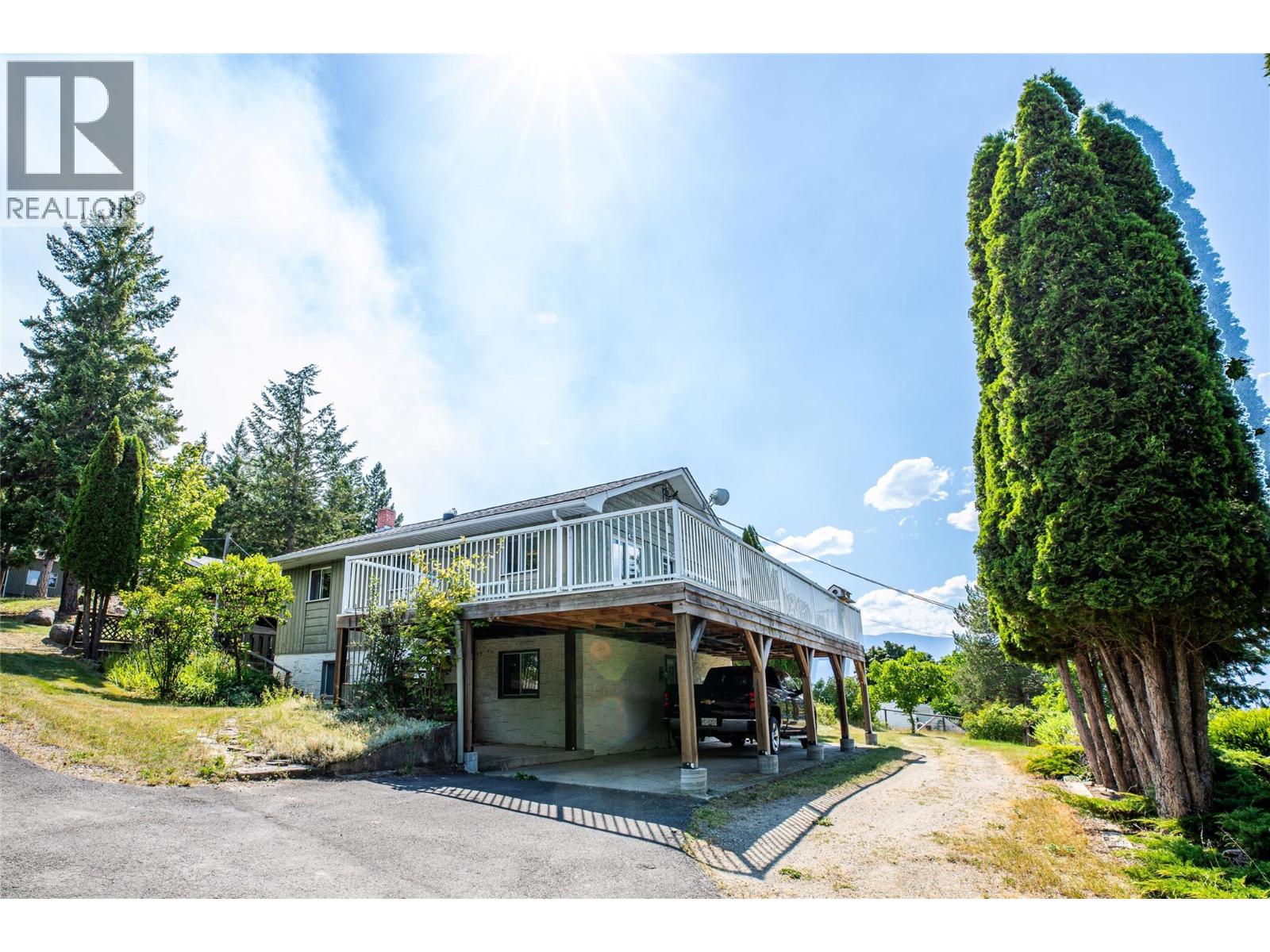 2471 38th Street, Creston, British Columbia  V0B 1G2 - Photo 5 - 10394028