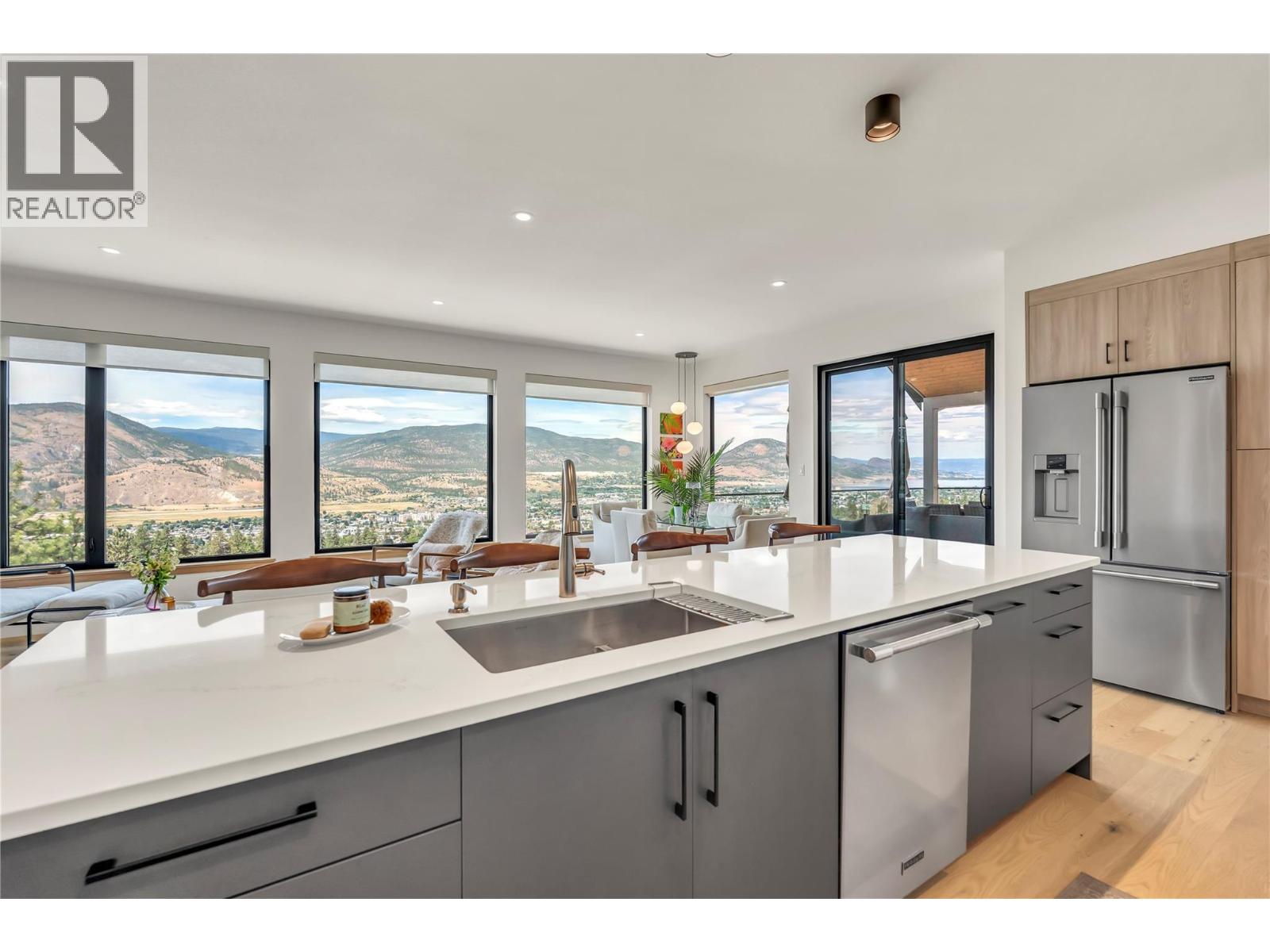 2775 Hawthorn Drive, Penticton, British Columbia  V2A 0C2 - Photo 42 - 10394489