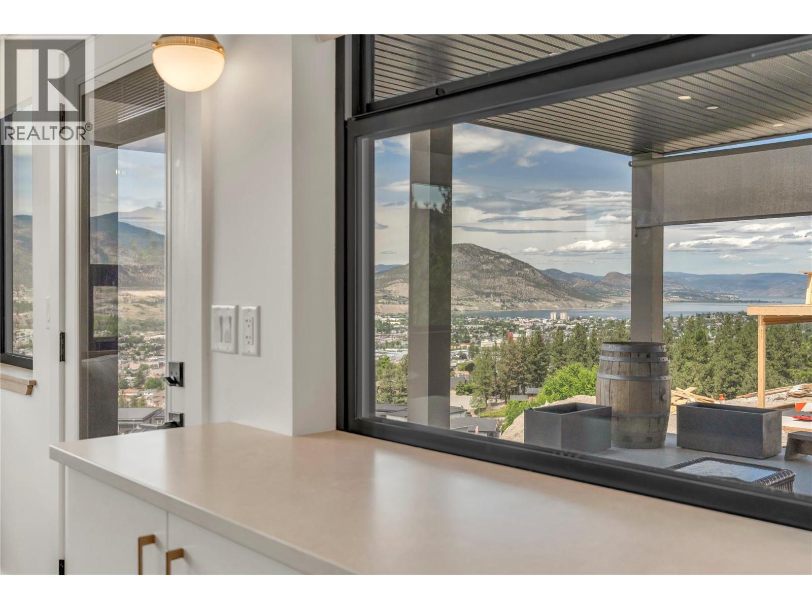 2775 Hawthorn Drive, Penticton, British Columbia  V2A 0C2 - Photo 67 - 10394489