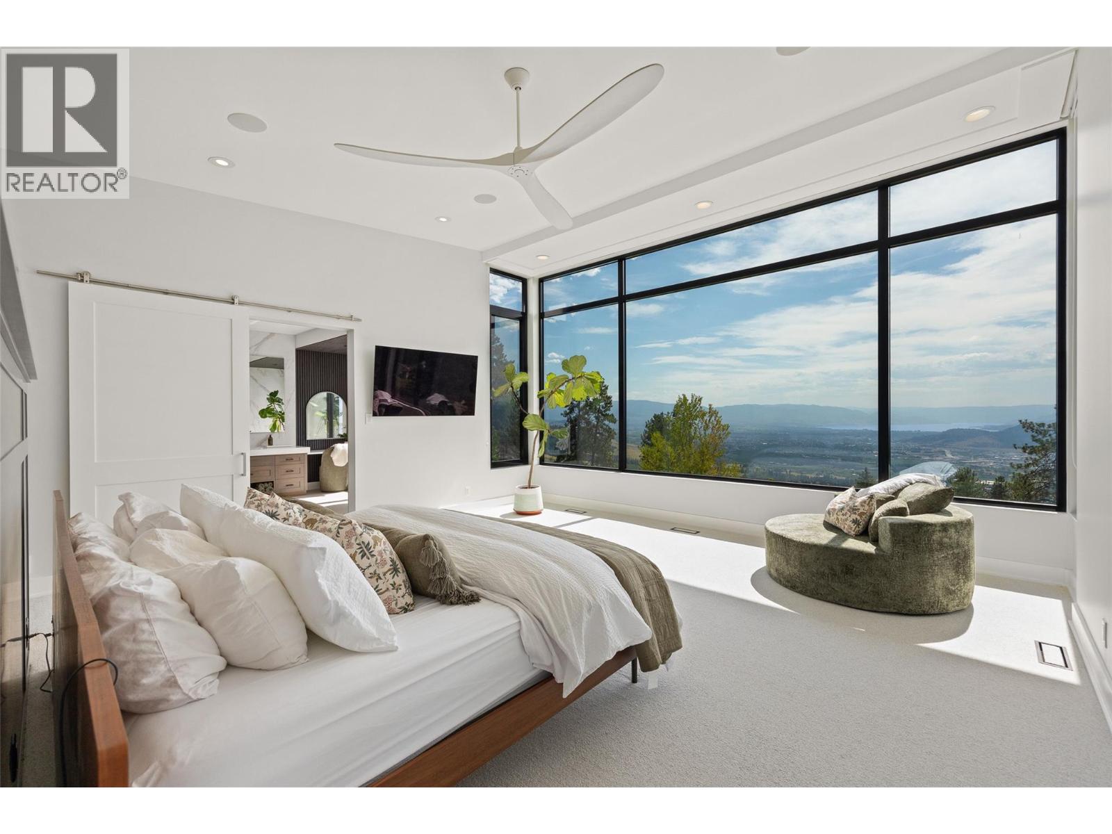 4425 Twin Creek Place, Kelowna, British Columbia  V1X 7V7 - Photo 12 - 10394441