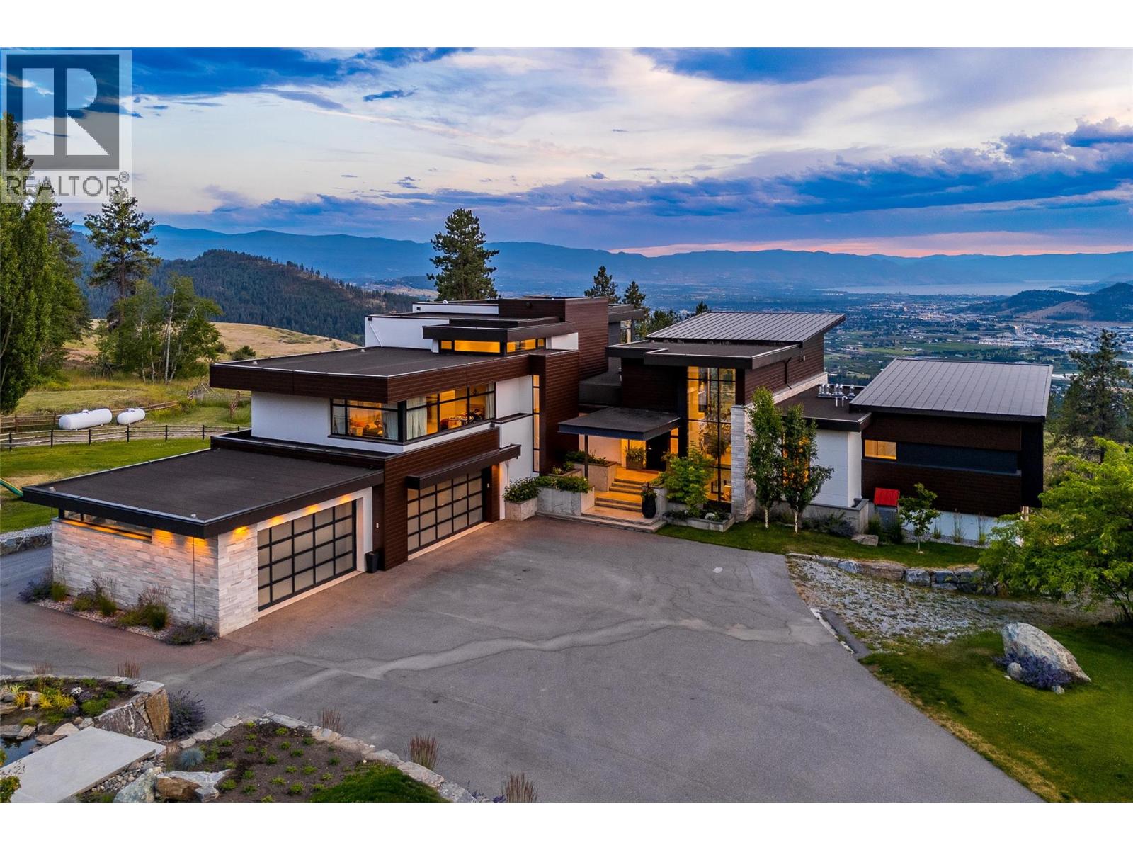 4425 Twin Creek Place, Kelowna, British Columbia  V1X 7V7 - Photo 5 - 10394441