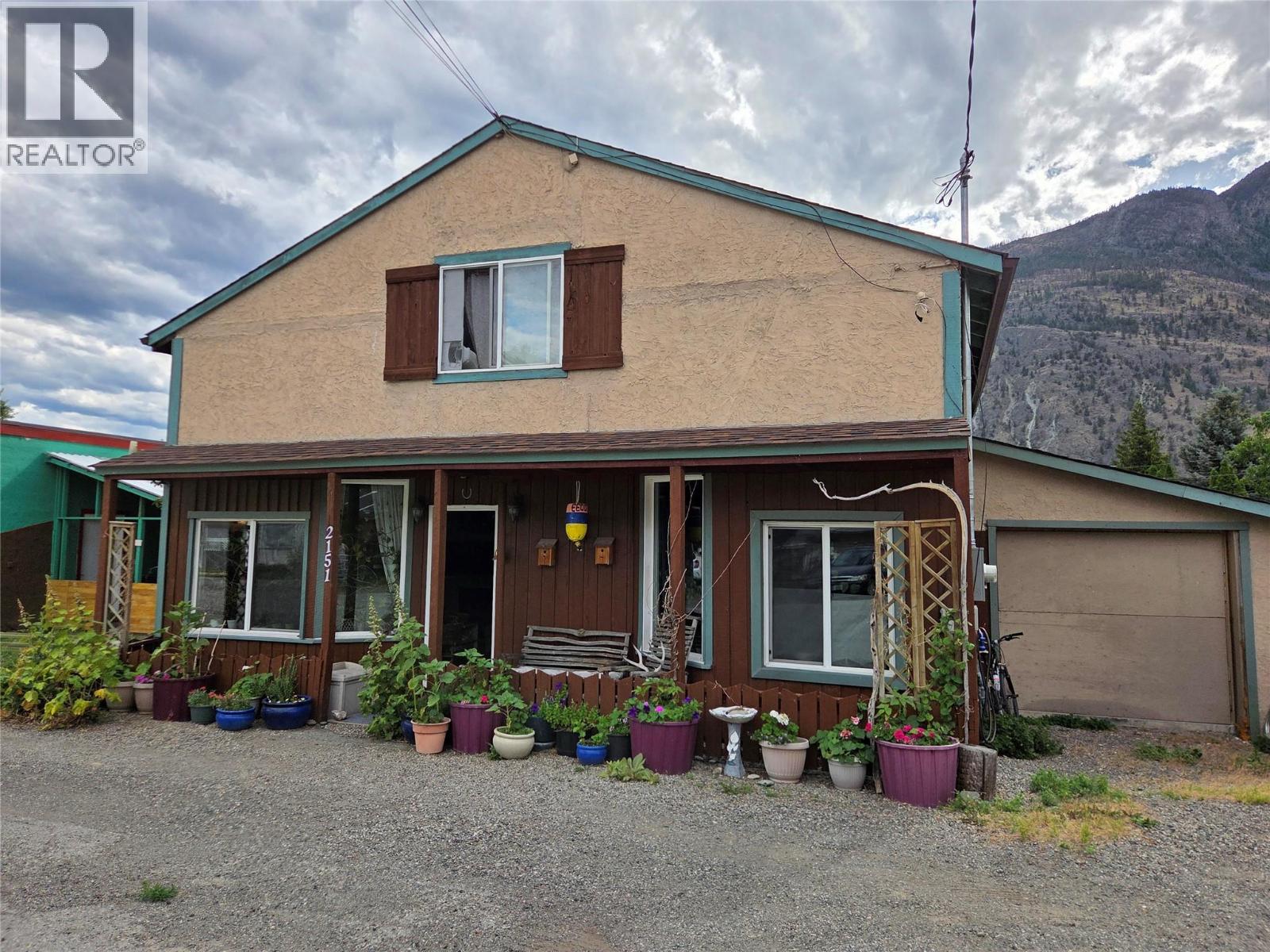 2151 Main Street, Cawston, British Columbia  V0X 1C1 - Photo 1 - 10394555