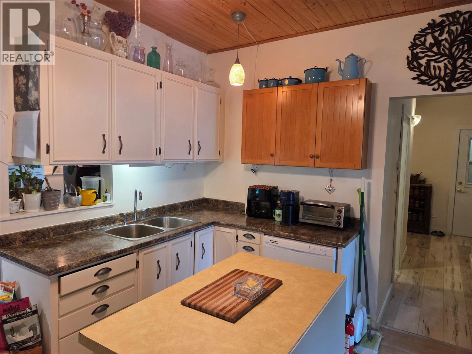 2151 Main Street, Cawston, British Columbia  V0X 1C1 - Photo 40 - 10394555